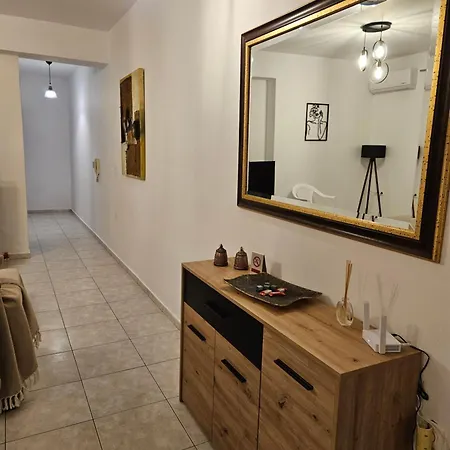Apartment Poppis Appartments Gra Liyia